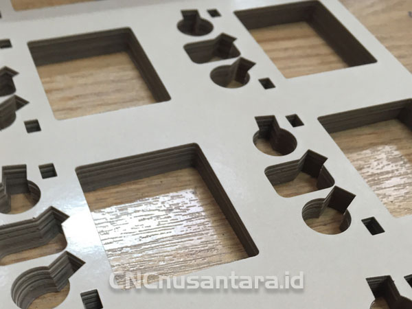 jasa cnc cutting laser router akrilik plastik acp mdf pvc surabaya